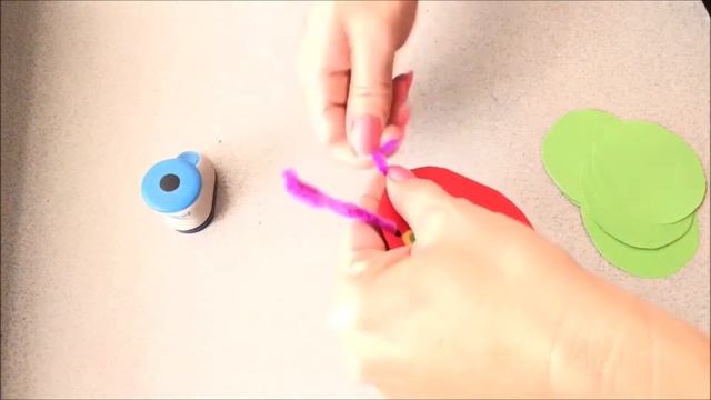 Make your own Very Hungry Caterpillar смотреть онлайн