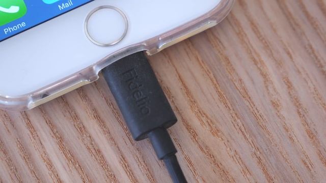iPhone 7 Case vs. iPhone 6s смотреть онлайн