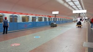 НА ПОЕЗД ПОСАДКИ НЕТ 🚇 Московское метро