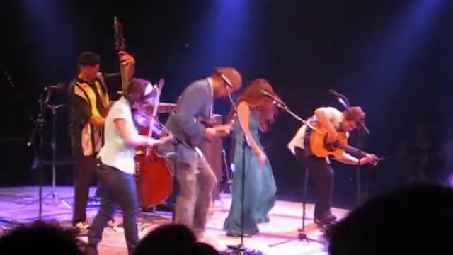 Fiona Apple / Nickel Creek - As Fast As You Can pt 2 смотреть онлайн
