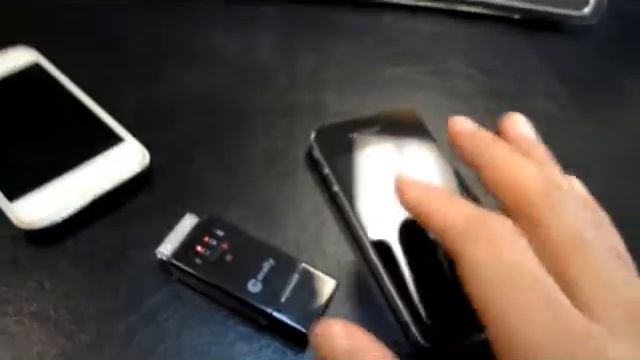 3in1 Battery Pack, 2GB Memory Stick & Sync Device for iPhone & iPods by Macally смотреть онлайн