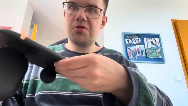 Je vous montre un support pour changer plus facilement mon Apple Watch et mon iPhone. смотреть онлайн