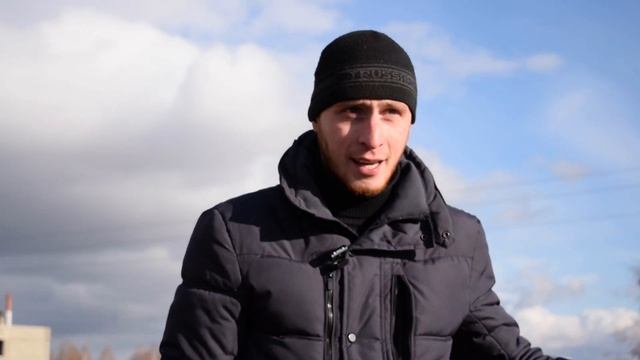 BMW E90 2.0л, 150л.с. VS Mercedes-Benz W203 2.0 163л.с. + бонус Mercedes-Benz W210 e430 смотреть онлайн