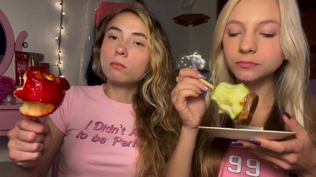 CRUNCHY CANDY-APPLE ASMR W MY SISTER смотреть онлайн