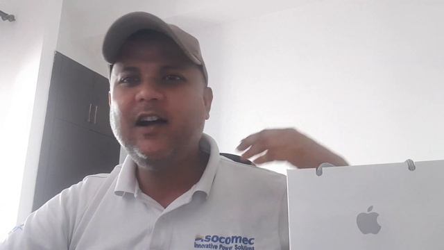 iPhone 15 Pro Max Scam | Dubai | Natural Titanium | Meena Bazar Bur Dubai | Dubai Local Market | смотреть онлайн