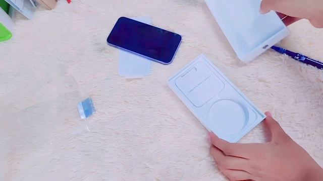 iPhone 12 mini unboxing смотреть онлайн