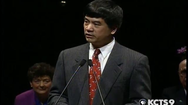 1996 Golden Apple Keynote Speaker: Gary Locke смотреть онлайн