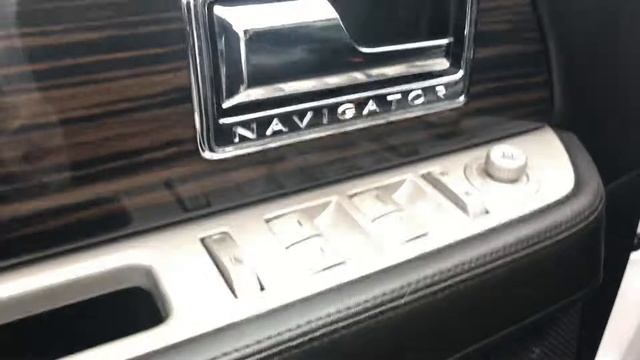2010 Lincoln Navigator смотреть онлайн