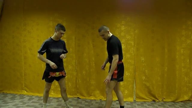 Тайский Бокс Тренировки - Как Научиться Держать Удар смотреть онлайн