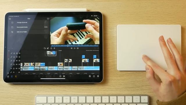 iPad Pro + Trackpad | This is the FUTURE! (iPadOS 13.4) смотреть онлайн