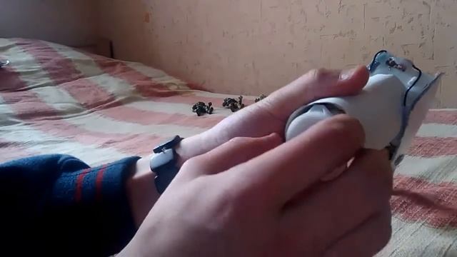 Самодельный автоматический пистолет (резинкастрел) смотреть онлайн