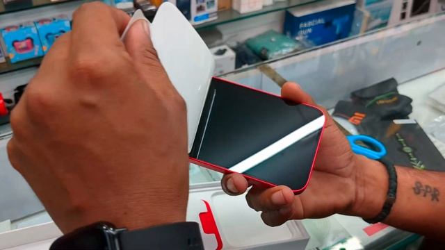 iphone 14 plus red limited colour unboxing 🤩🤔 смотреть онлайн