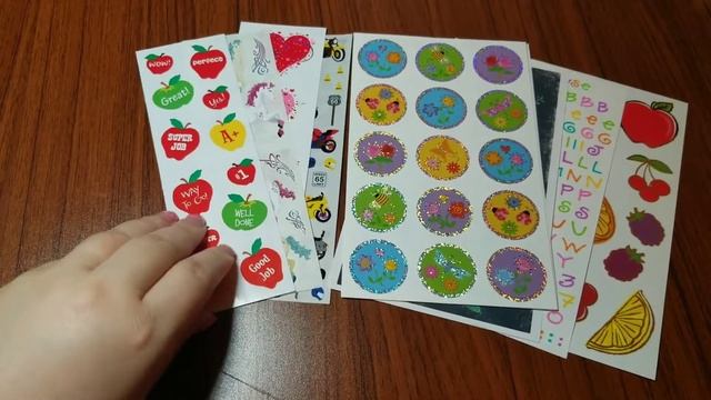 August 2019 Mrs. Grossman's sticker club смотреть онлайн