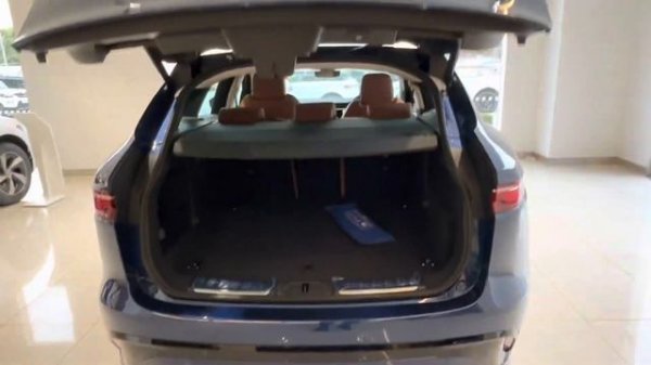 NEW JAGUAR F-PACE 2023 INTERIOR AND EXTERIOR VIDEO || AALAM CAR CRAZY