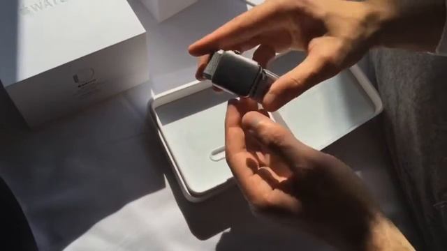 Apple Watch 38mm Milanese Loop Unboxing Scratched смотреть онлайн