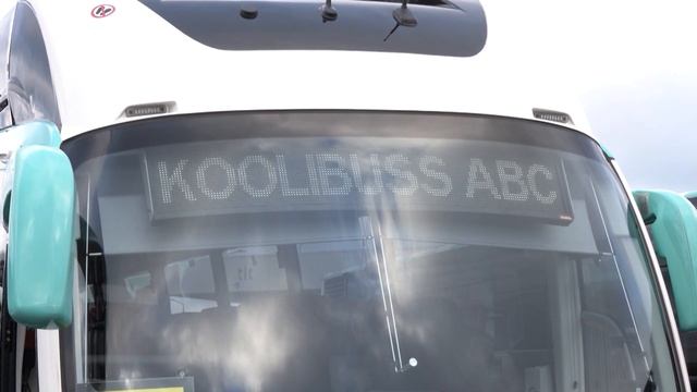 В столичном районе Пирита запустили школьный автобус смотреть онлайн