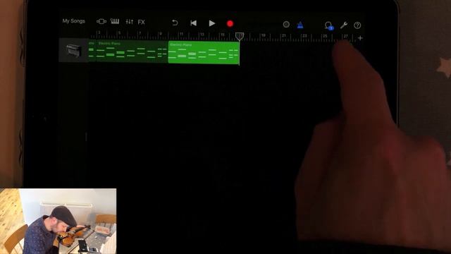 Scale Practice using iOS GarageBand смотреть онлайн