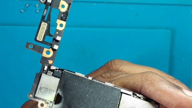 iPhone 6 dead problem solution, iphone 6 ( A 1586 ) dead solution hindi смотреть онлайн