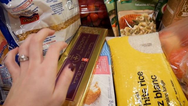 GROCERY HAUL WHILE PREGNANT! || FAMILY OF THREE BI-WEEKLY SHOP смотреть онлайн