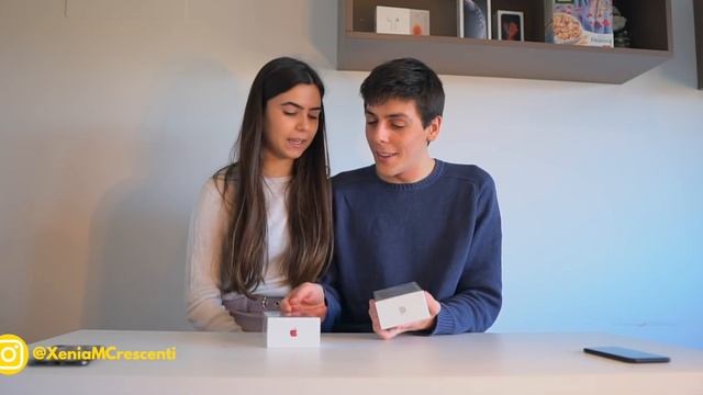 Insane iPhone SE 2020 UNBOXING [all 3 colors] смотреть онлайн