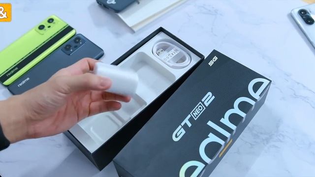 Tư vấn: So sánh Xiaomi 11T Pro và iPhone 11: 11 triệu mua máy nào toàn diện? смотреть онлайн