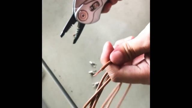 2 in 1 Wire Stripper & Crimping Tool смотреть онлайн