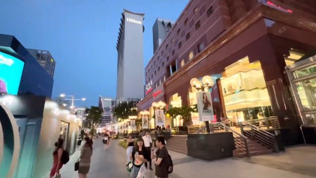 Apple Store Orchard Road | Orchard Street Malls |Varshith Satla|Singapore| #applestore #orchardroad смотреть онлайн
