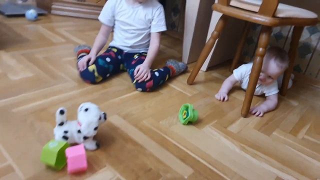 ВЛОГ: ПЕРВЫЕ ШАГИ! ТОПОТУШКА! 05.02.2020 смотреть онлайн