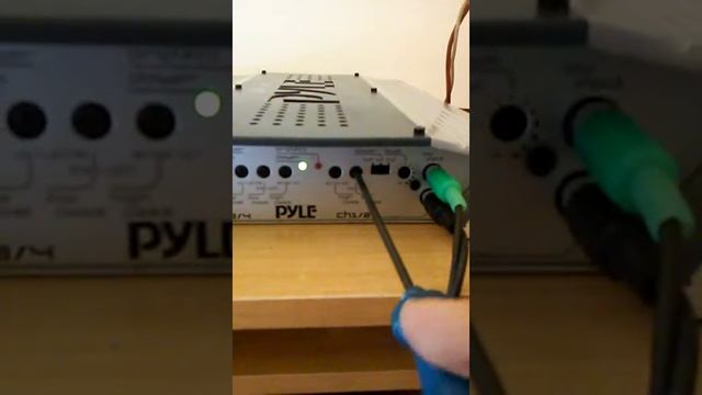 PYLE QA4400III смотреть онлайн