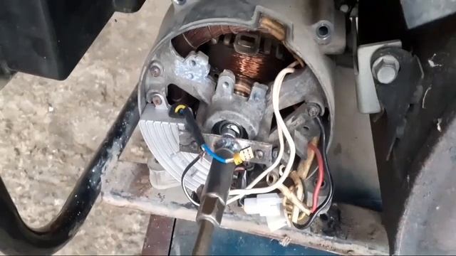 Generator Output problem solved | AVR Carbon Tips and Guide Urdu/ Hindi/english |Mechanic's Hands смотреть онлайн