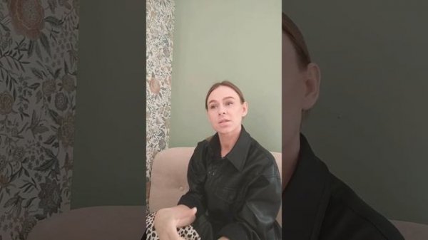 брак. жена не работает.