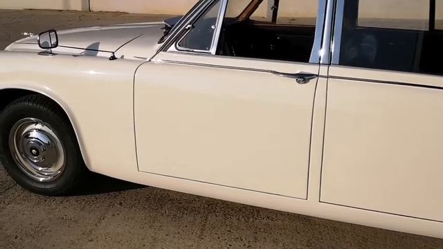 Jaguar 420 - Original Belgian car since 1968 смотреть онлайн