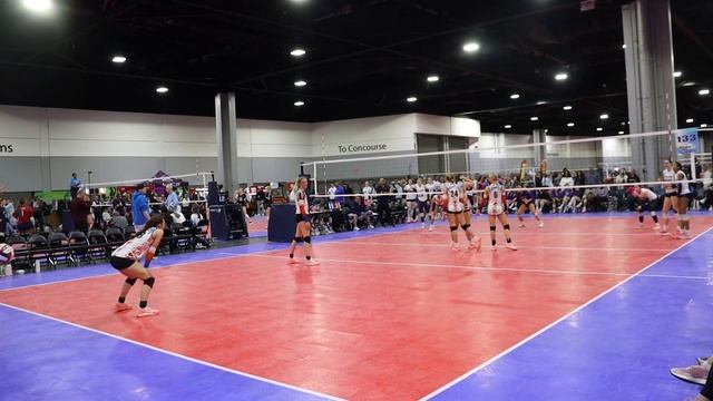 Coach Gabe Mic VS Paramount VBC Set 3 смотреть онлайн