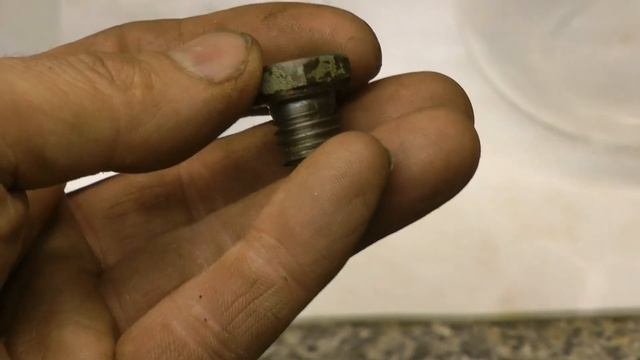 How to change oil on a lathe I need to oiler this Colchester and fast ! any old oil ? смотреть онлайн