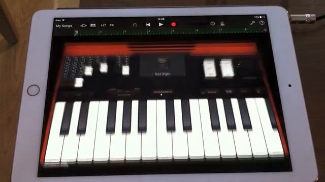 Garageband on iPad with iOS - a tutorial смотреть онлайн