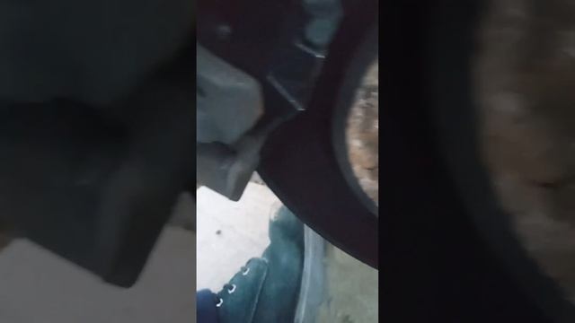 changing brake pads on 01, 02, 03, 04, 05 dodge stratus chrysler sebring смотреть онлайн