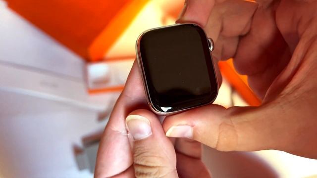 Apple Watch Hermès Series 8: Unboxing