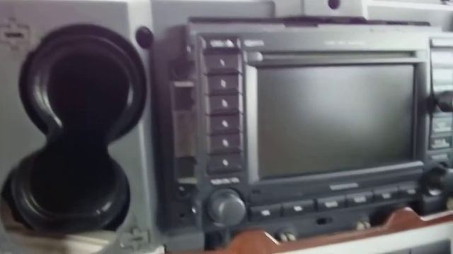 Jeep Commander 2005 - 2011 radio quick removal guide смотреть онлайн