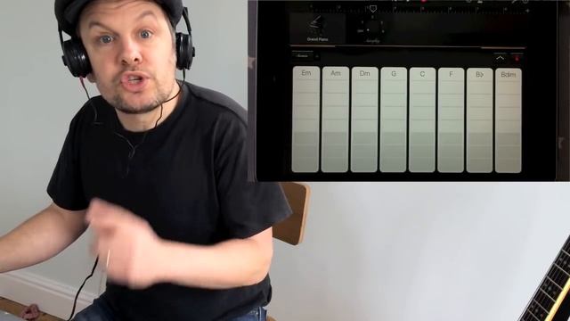 GarageBand for iOS_ Exploring complex chords смотреть онлайн
