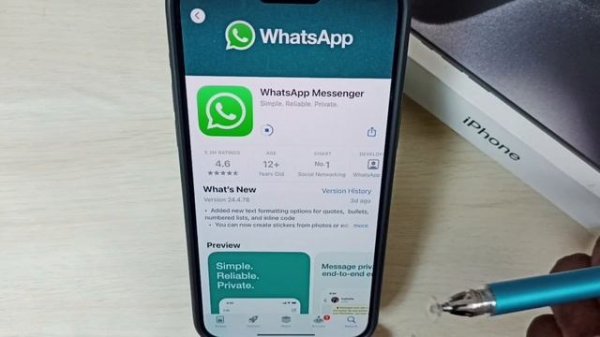 iPhone 11/11 Pro Max : How to Install WhatsApp Messenger App