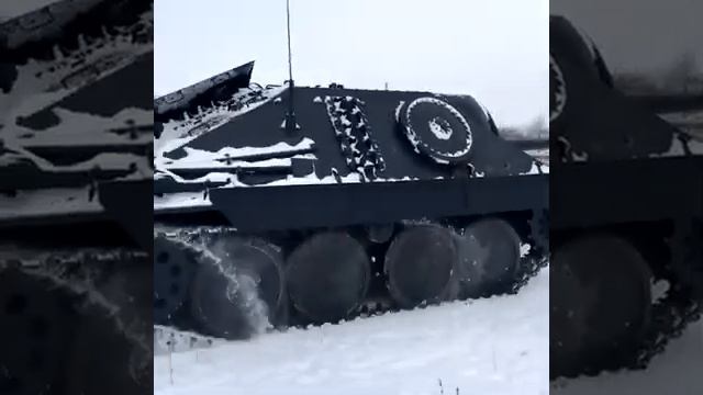 Хетцер едет близко смотреть онлайн