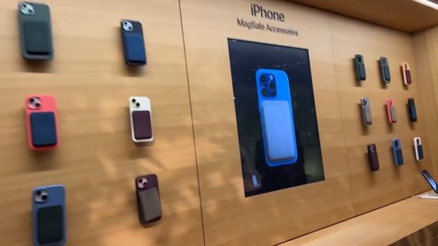 iPhone 15 కొనాలనుకుంటున్నారా ఐతే ఈ వీడియో మీ కోసమే Apple store లో ఏమున్నాయి iPhone prices in dubai смотреть онлайн