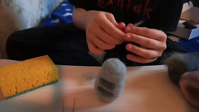 КАК СВАЛЯТЬ КОТИКА ИЗ ШЕРСТИ | ТУТОРИАЛ КАК СВАЛЯТЬ КОТИКА | сухое валяние смотреть онлайн