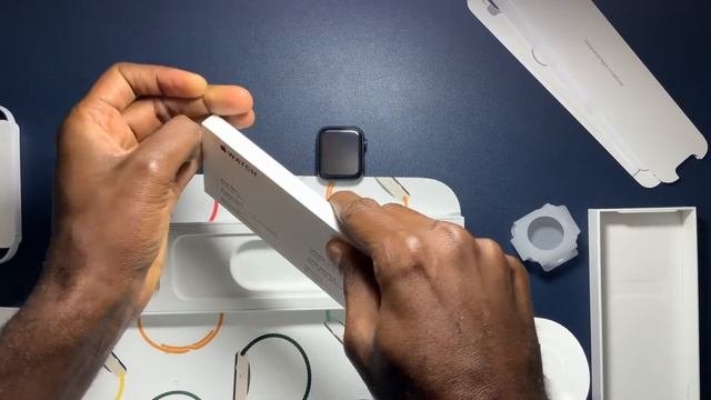 Apple Watch SE (2nd Gen) GPS + Cellular, 44 Mm, Midnight, Aluminum Case Unboxing
