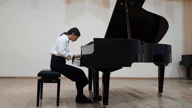 Бах 3х голосная инвенция Ми-бемоль мажор.Й.Гайдн Соната Соль мажор,1часть(№37) смотреть онлайн