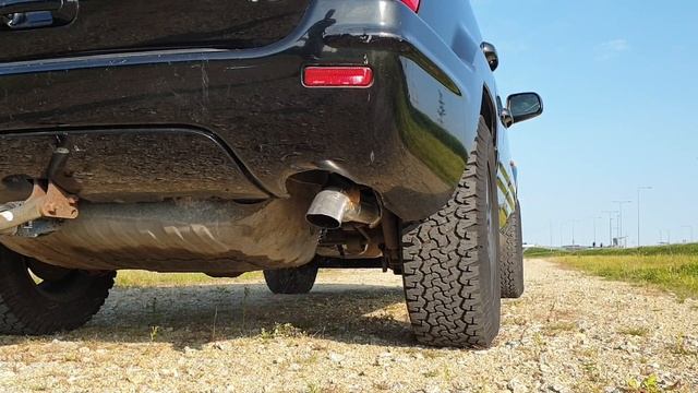 Jeep Grand Cherokee WJ 4.7 V8 sound смотреть онлайн