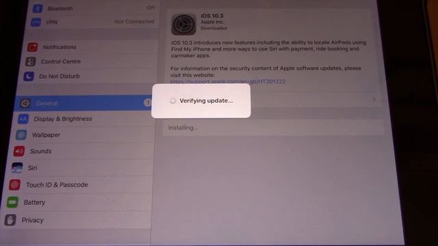 How to Update to iOS 10.3 over WiFi смотреть онлайн