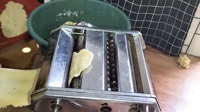 Resep Kue Kering Dari Satu Adonan Jadi Dua Macam Kue Kering || tahan berbulan-bulan || смотреть онлайн