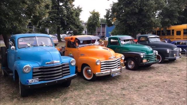 Chevy 3100 & GMC truck Compilation 2022 - Part 1 - 20 minutes of Chevy 3100 and GMC 100 trucks смотреть онлайн