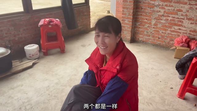 长得一点都不像爸妈，小凤终于说出了心里话，到底是不是真的 смотреть онлайн